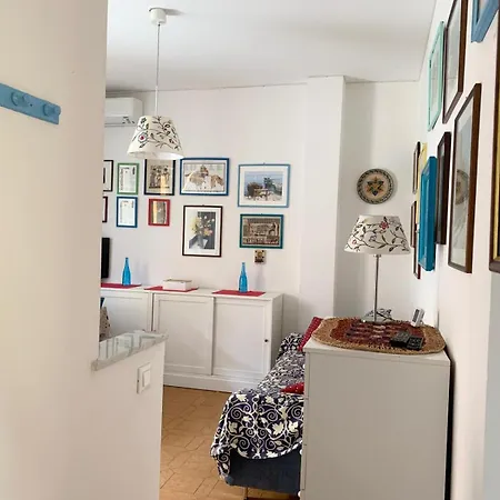 Paola Cosy With Ac Near Beaches * Monterosso al Mare