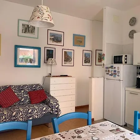 Paola Cosy With Ac Near Beaches
