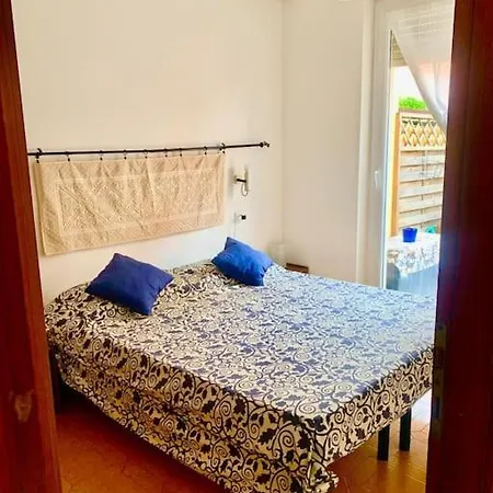 Apartment Paola Cosy With Ac Near Beaches