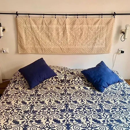 Paola Cosy With Ac Near Beaches *